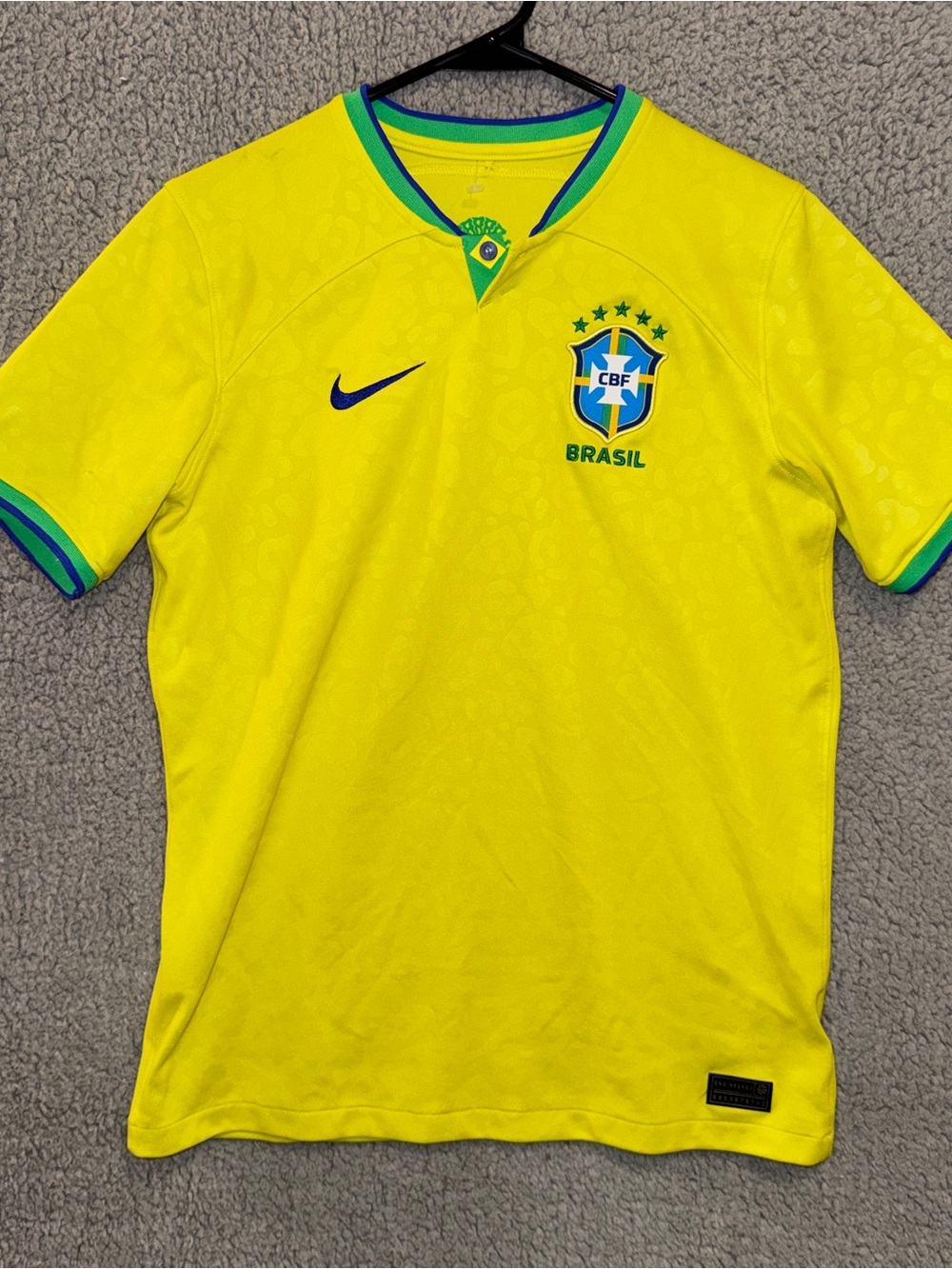 Brazil National Team Jersey XL Boys Youth Yellow Soccer Football Nike 2022